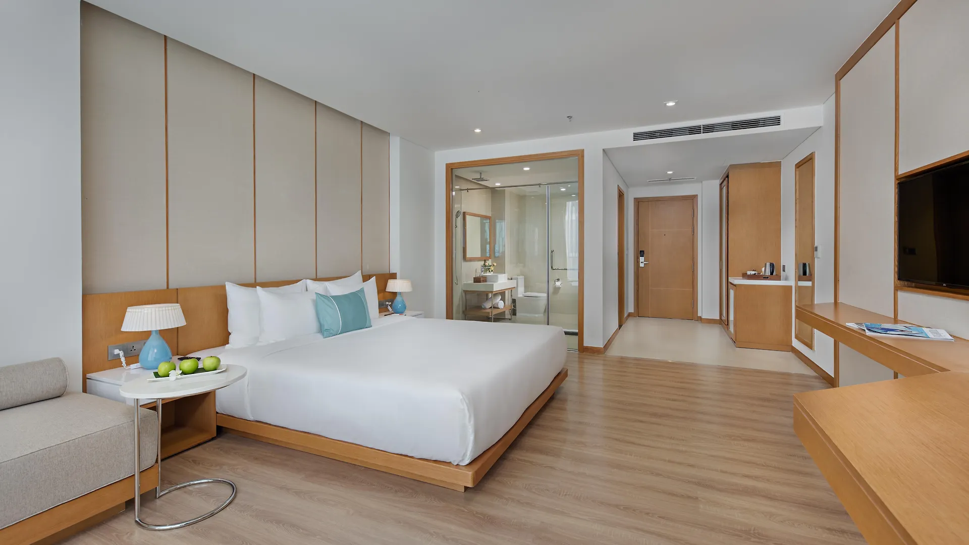 Tms Hotel Da Nang Beach 5*,