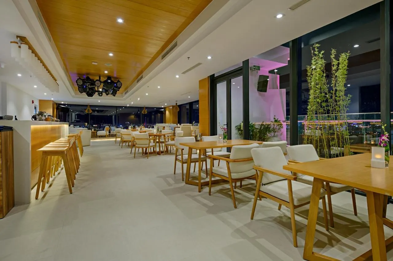 Tms Hotel Da Nang Beach Vietnam